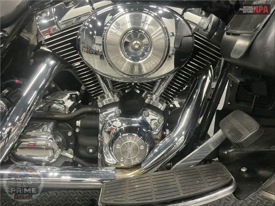 2004 Harley-Davidson FLHTCUI ULTRA CLASSIC ELECTRA GLIDE — фото 6