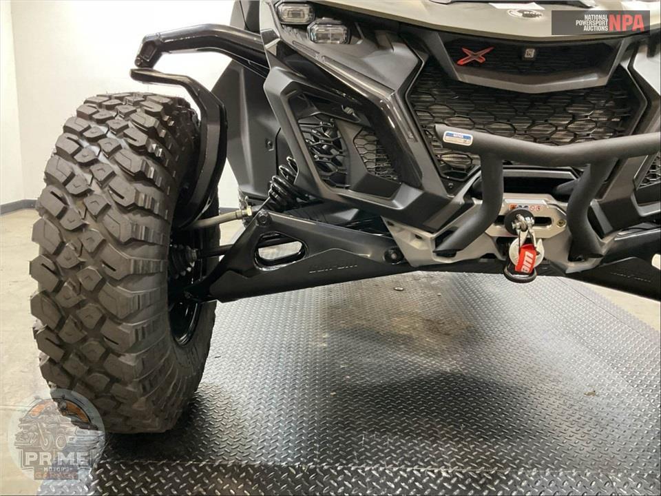 2026 Can-Am MAVERICK R X RC — фото 19