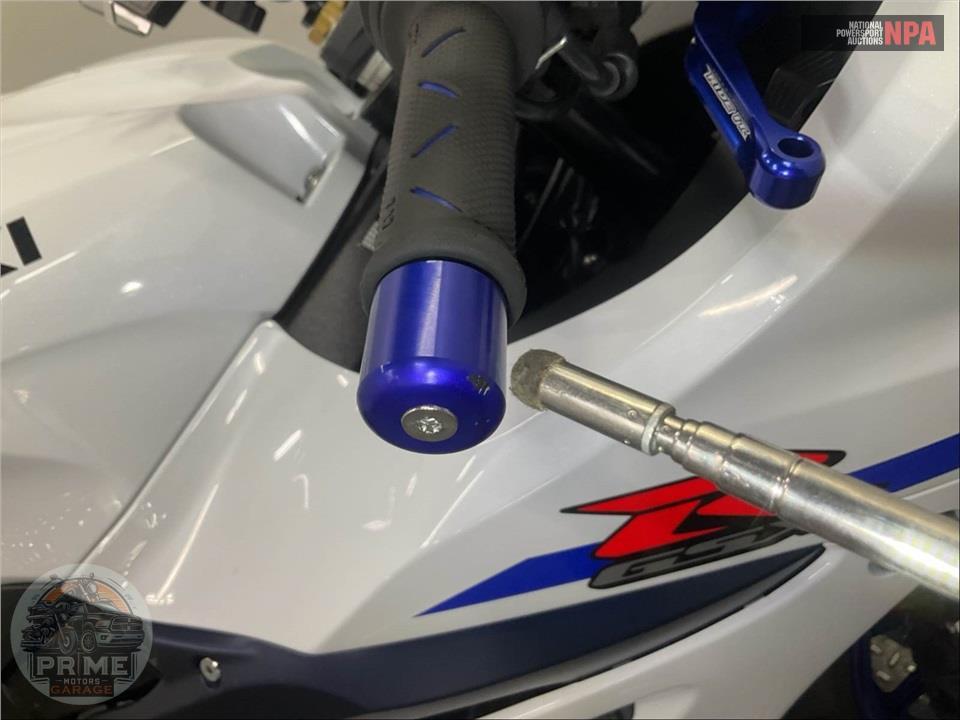 2023 Suzuki GSX-R1000 — фото 19