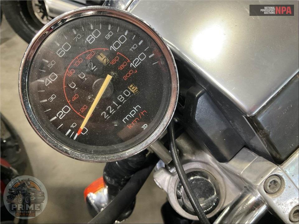 1983 Honda VT750C — фото 5