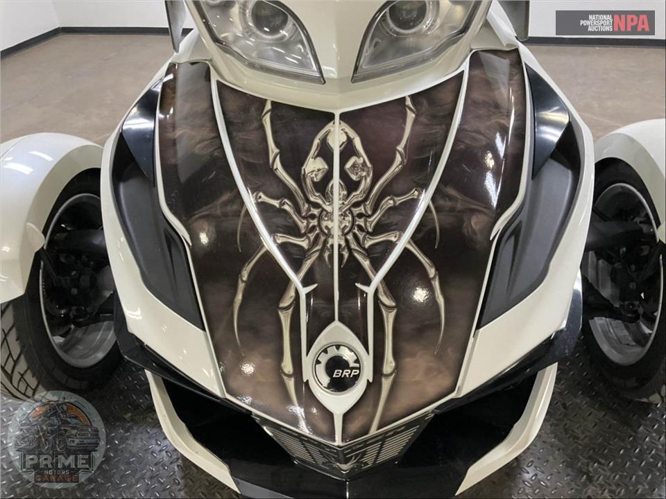 2015 Can-Am Spyder RT- SE6 — фото 15