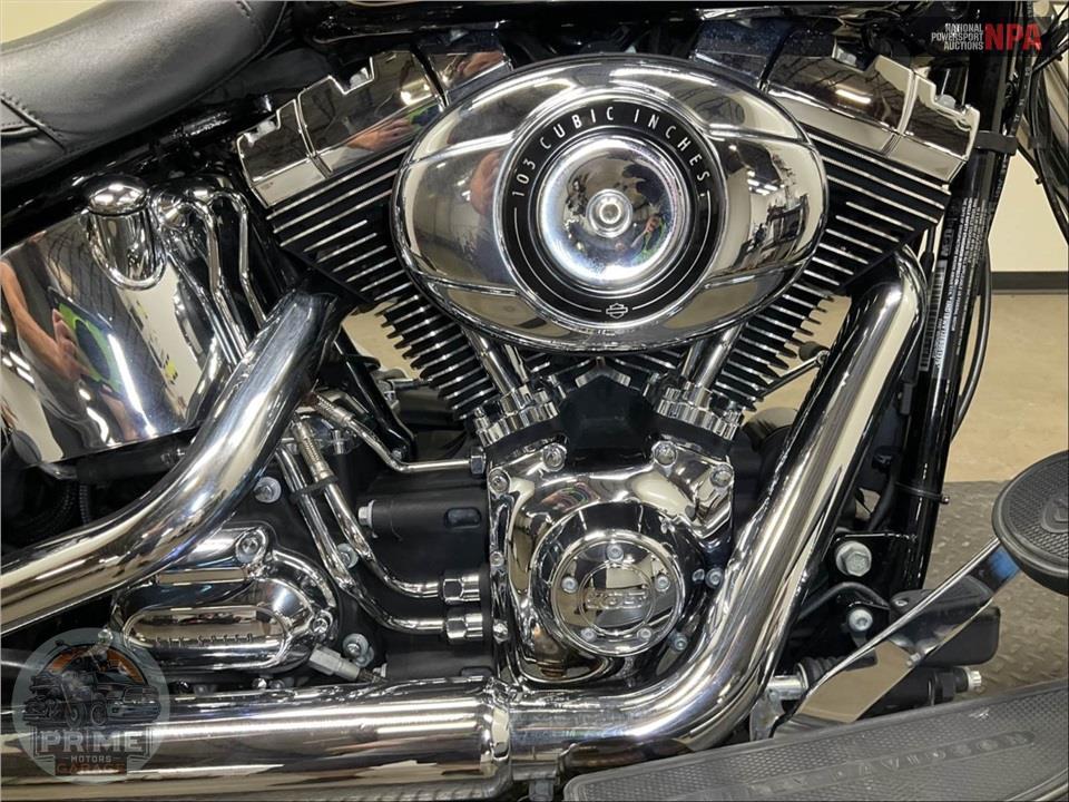 2014 Harley-Davidson FLSTC HERITAGE SOFTAIL CLASSIC — фото 6