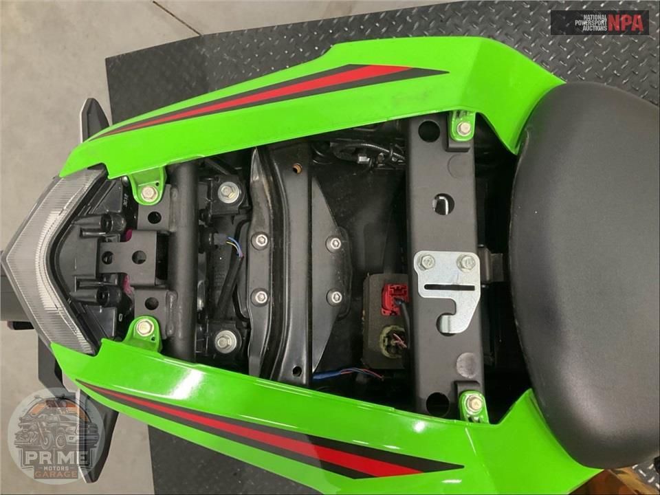 2024 Kawasaki NINJA 650 ABS KRT EDITION — фото 14