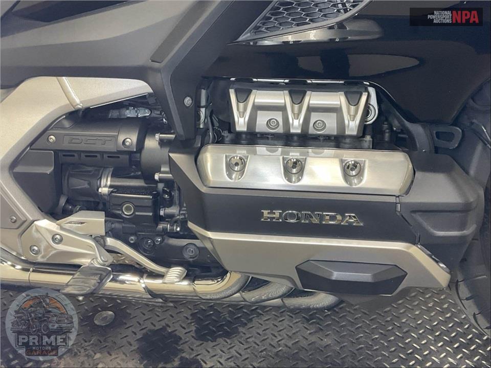2019 Honda GL1800D GOLDWING TOUR DCT (BLACK) — фото 6