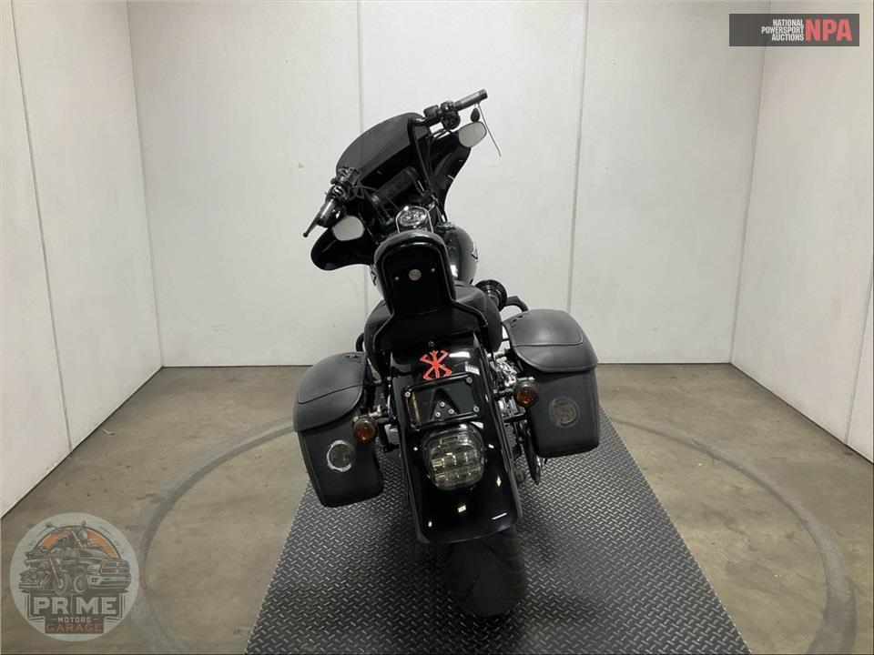 2010 Harley-Davidson FLSTFB FAT BOY LO — фото 4