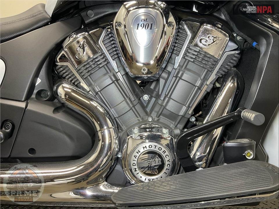 2024 Indian Motorcycle CHALLENGER LIMITED (WHITE) — фото 6