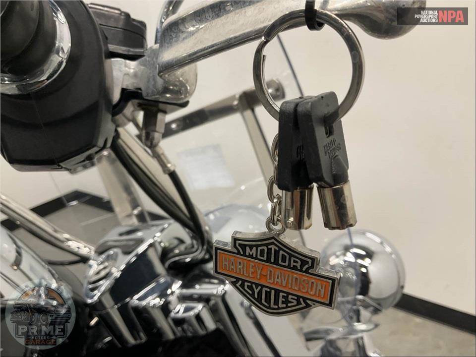 2017 Harley-Davidson FLHR ROAD KING — фото 12