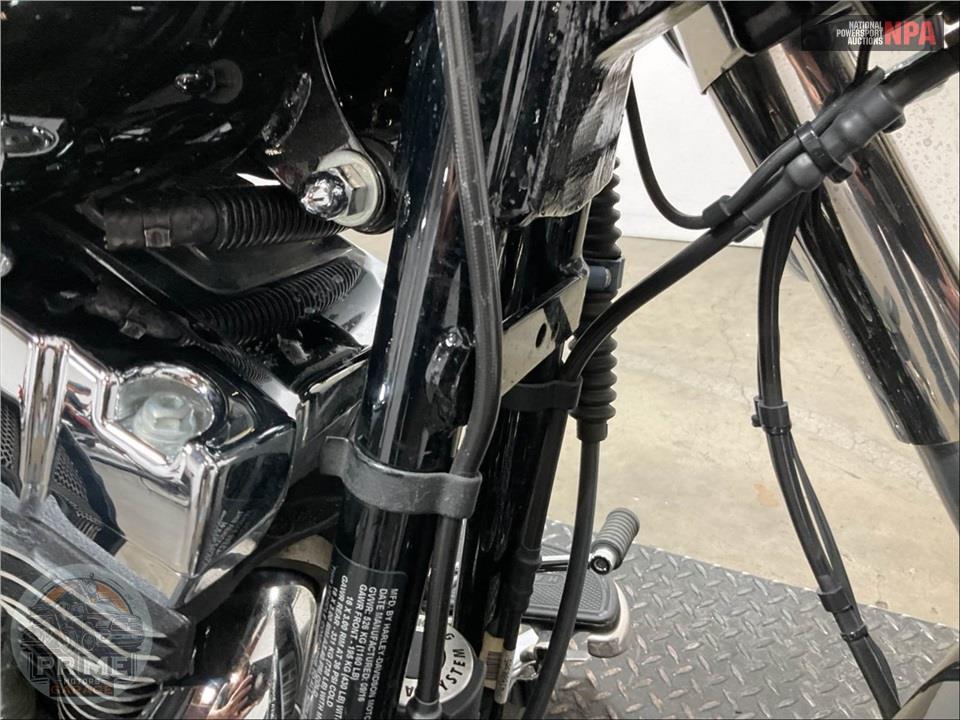 2017 Harley-Davidson FLSTC HERITAGE SOFTAIL CLASSIC — фото 12
