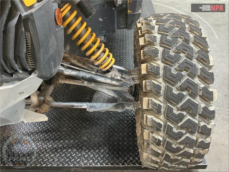2014 Can-Am MAVERICK MAX 1000R — фото 20
