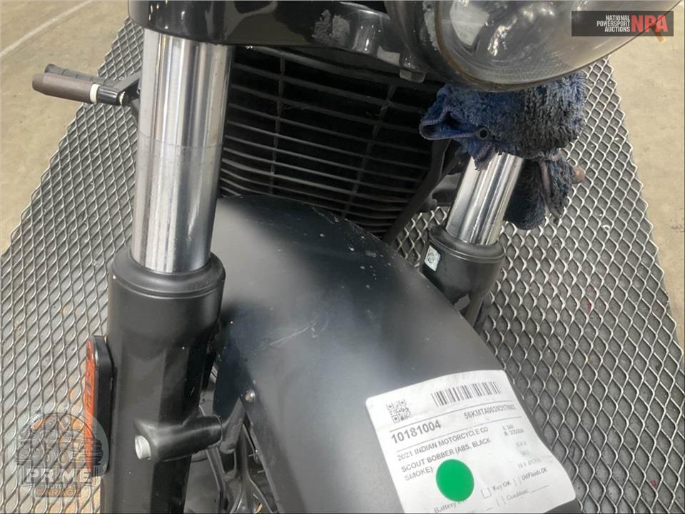 2021 Indian Motorcycle SCOUT BOBBER (ABS, BLACK SMOKE) — фото 30