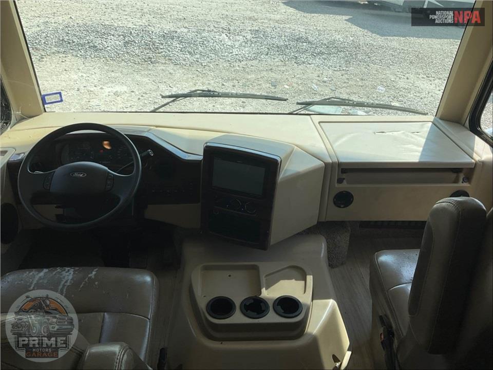 2020 Thor Motor Coach M-29M FORD - WINDSPORT SERIES — фото 13