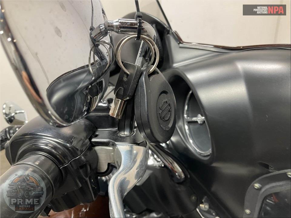 2011 Harley-Davidson FLHTK ELECTRA GLIDE UL LI — фото 10