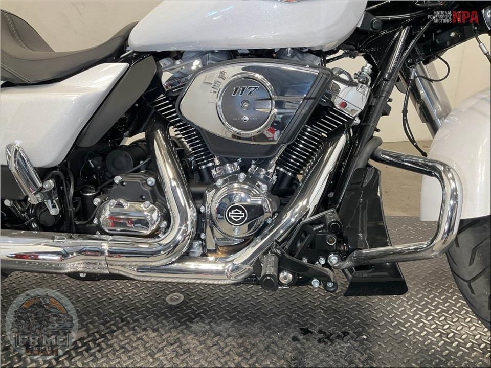 2024 Harley-Davidson FLHX STREET GLIDE — фото 6
