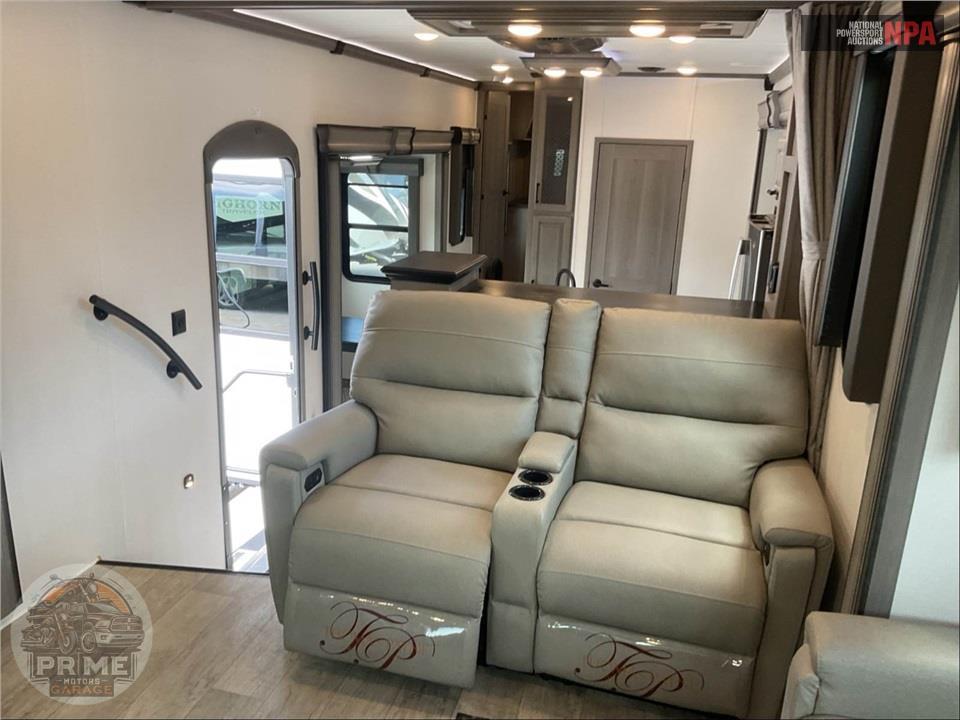 2022 Keystone Rv M-3761 FL - MONTANA FIFTH WHEEL SERIES — фото 9