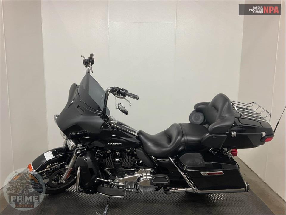 2019 Harley-Davidson FLHTK ULTRA LIMITED — фото 3