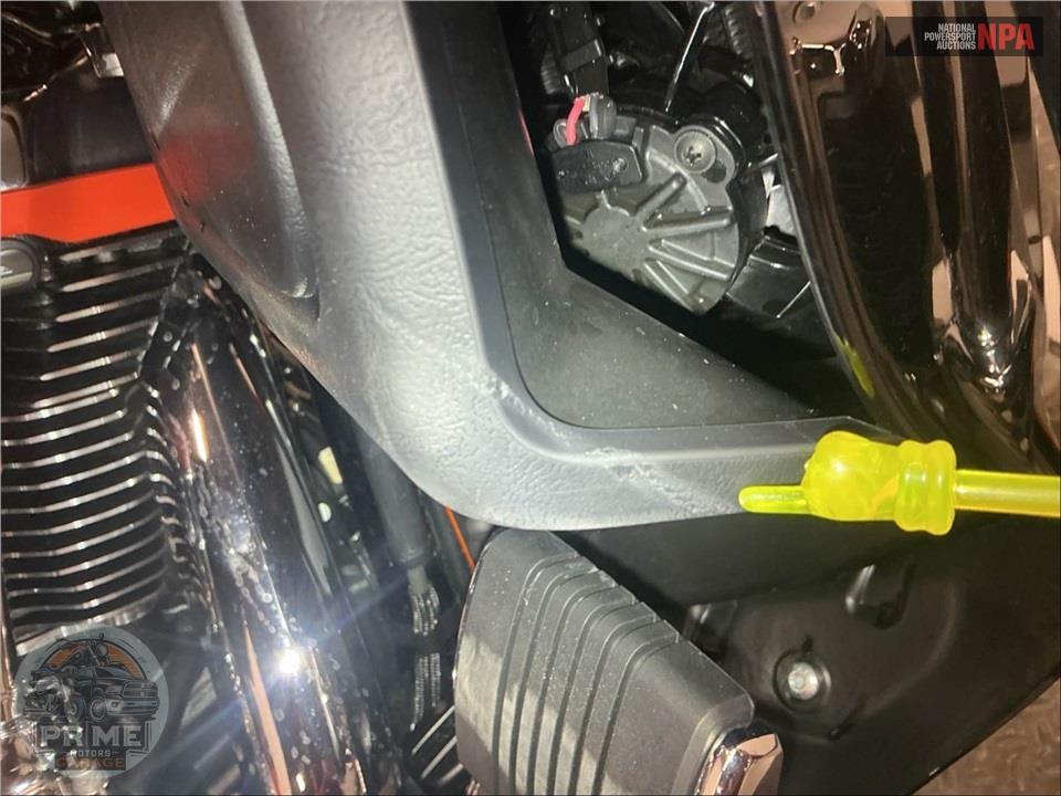 2022 Harley-Davidson FLTRKSE CVO ROAD GLIDE LIMITED — фото 13