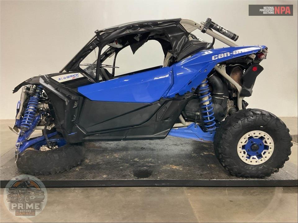 2022 Can-Am MAVERICK X3 X RS TURBO RR SMART-SHOX (DESERT TAN & CARBON BLACK RED) — фото 3