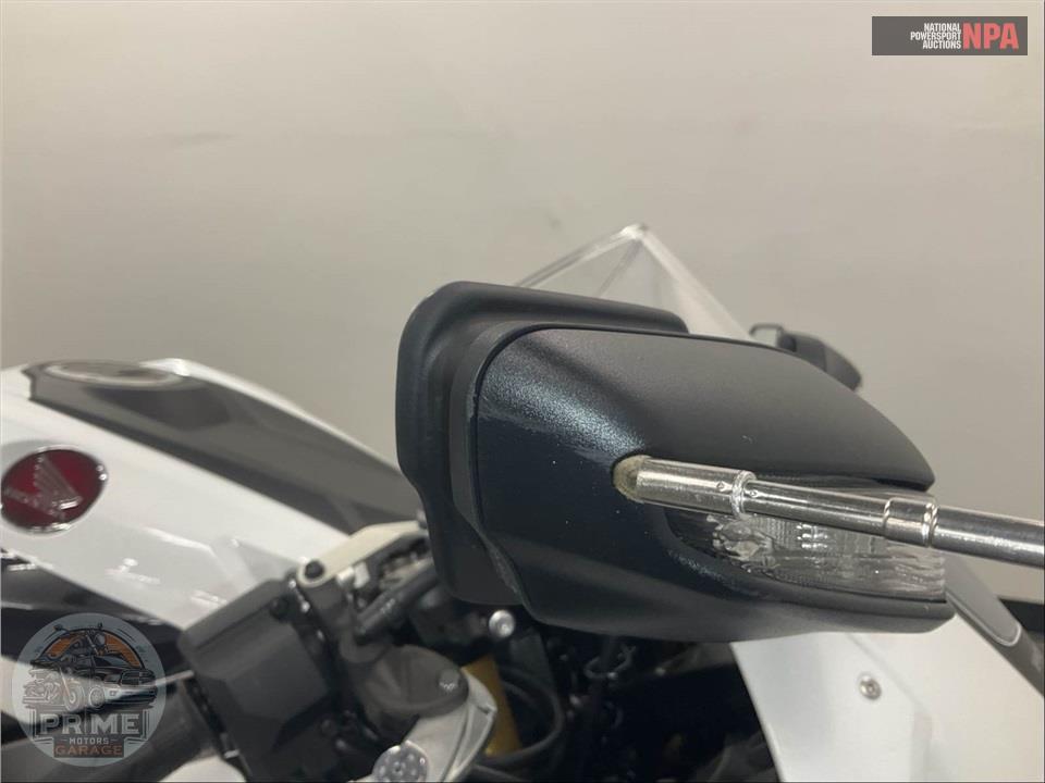 2026 Honda CBR1000RR — фото 15
