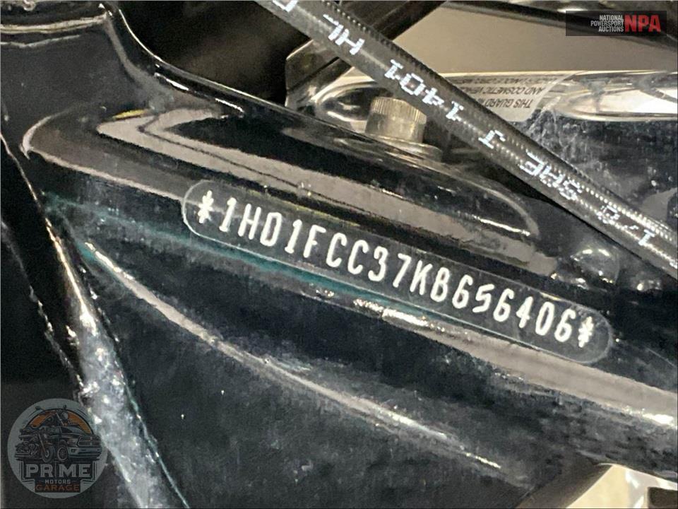 2019 Harley-Davidson FLHTCU ELECTRA GLIDE ULTRA CLASSIC — фото 40