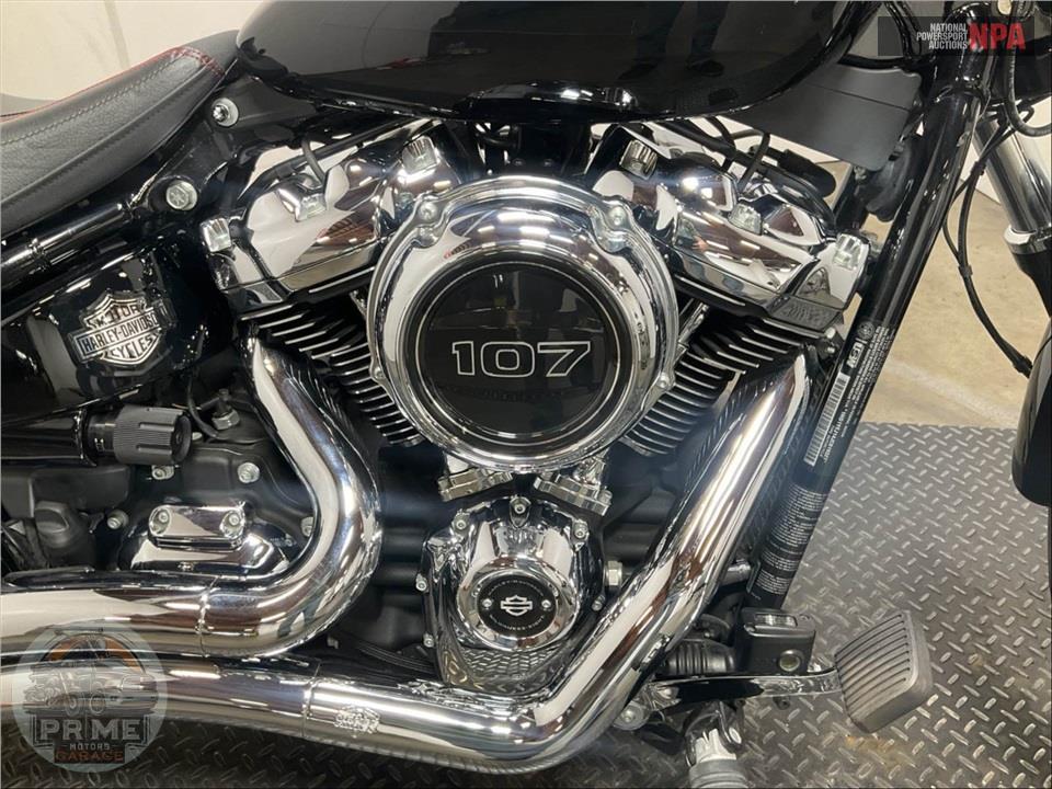 2018 Harley-Davidson FXBR BREAKOUT — фото 6