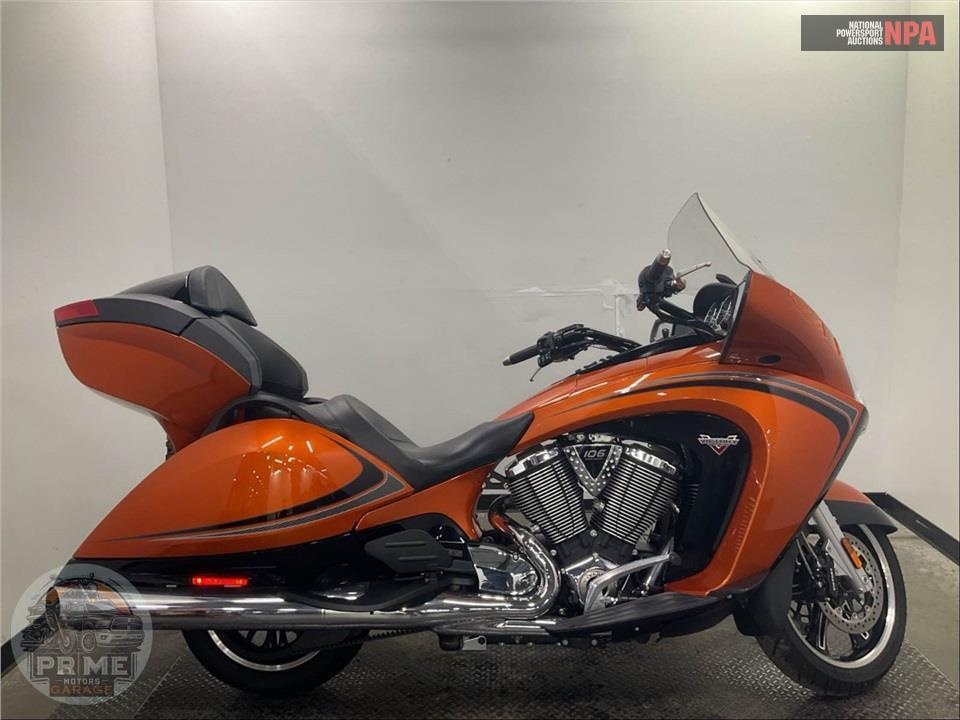 2014 Victory Motorcycles VISION TOUR — фото 1