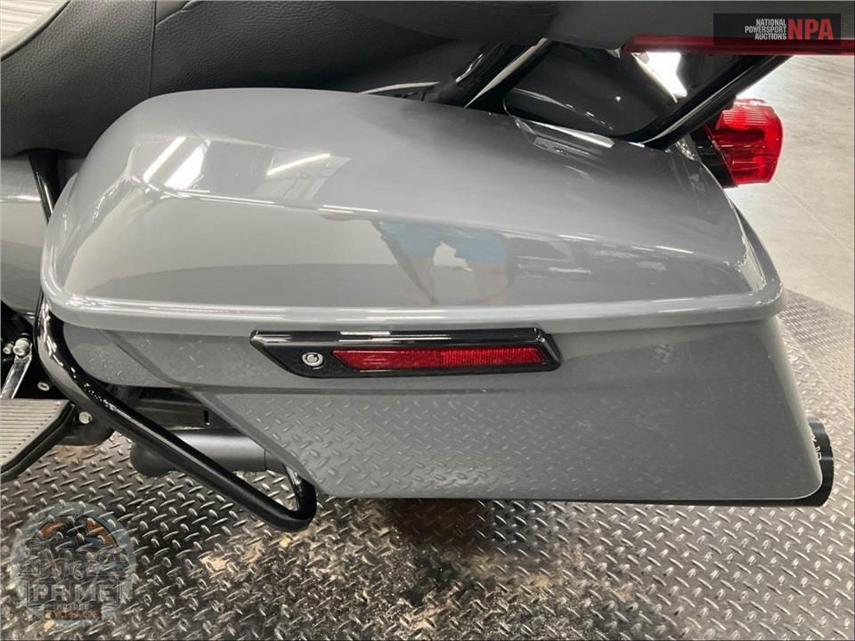 2022 Harley-Davidson FLTRK ROAD GLIDE LIMITED — фото 15