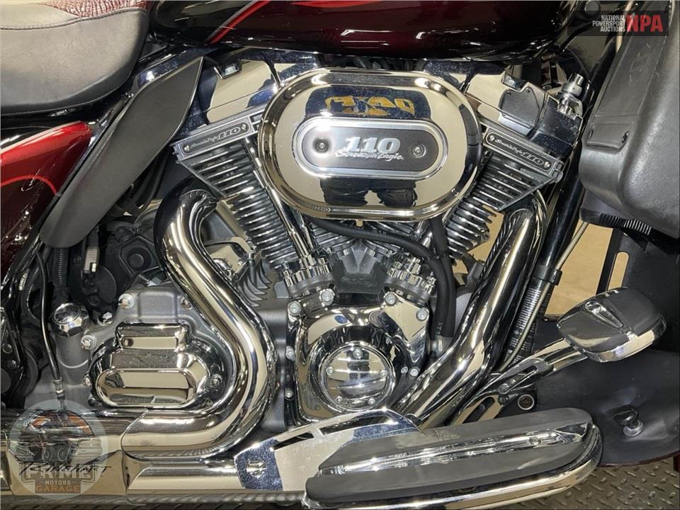 2013 Harley-Davidson FLHTCUSE8 SCREAMIN EAGLE — фото 6