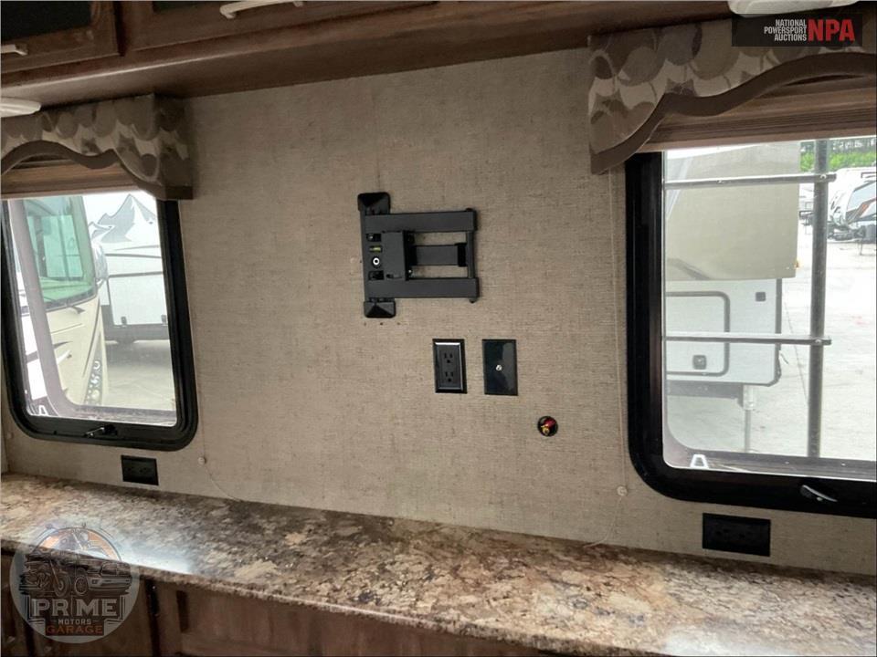 2017 Keystone Rv M-29 RES - COUGAR X-LITE FIFTH WHEEL SERIES — фото 37