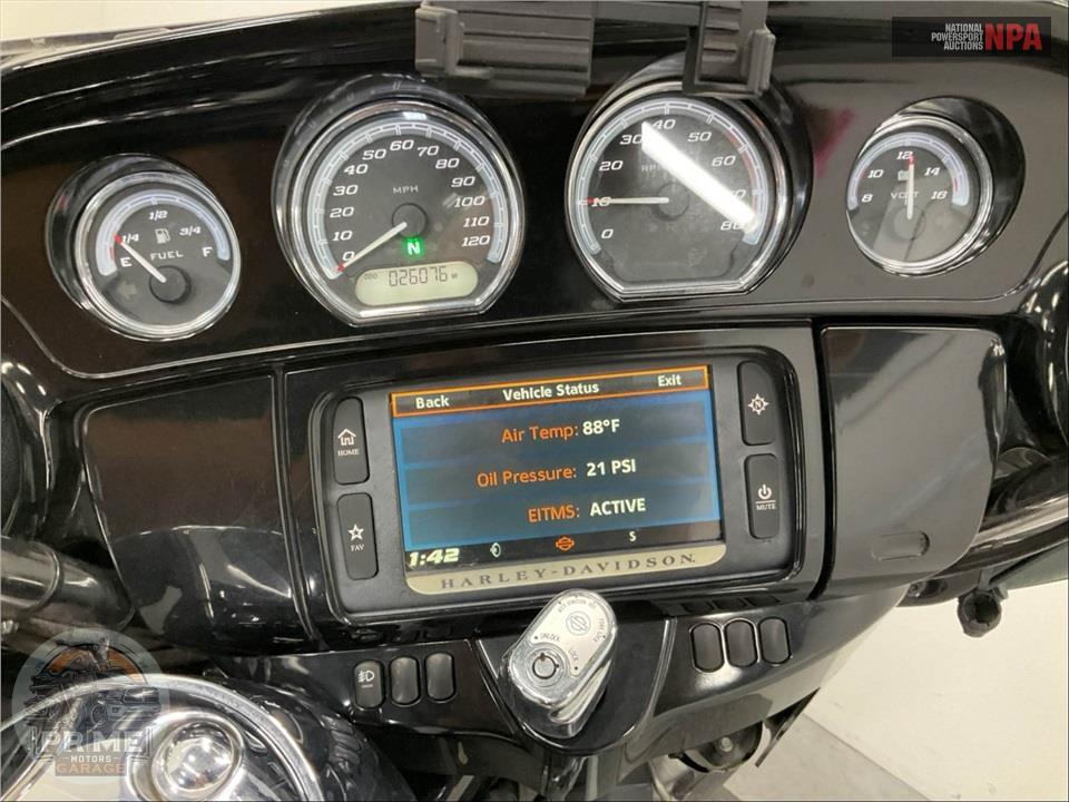 2014 Harley-Davidson FLHTK ELECTRA GLIDE ULTRA LIMITED — фото 5