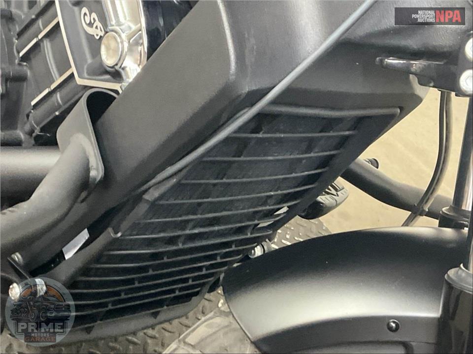 2021 Indian Motorcycle SCOUT BOBBER (ABS, BLACK SMOKE) — фото 12
