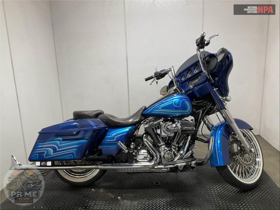2015 Harley-Davidson FLHX STREET GLIDE — фото 1