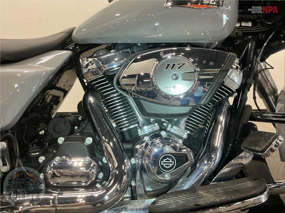 2025 Harley-Davidson FLHX STREET GLIDE — фото 6