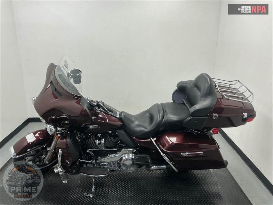 2019 Harley-Davidson FLHTCU ELECTRA GLIDE ULTRA CLASSIC — фото 3