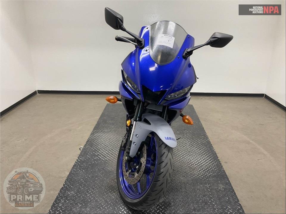 2021 Yamaha YZF-R3 — фото 2
