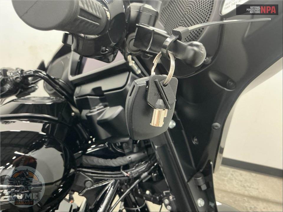 2024 Harley-Davidson FLHX STREET GLIDE — фото 11