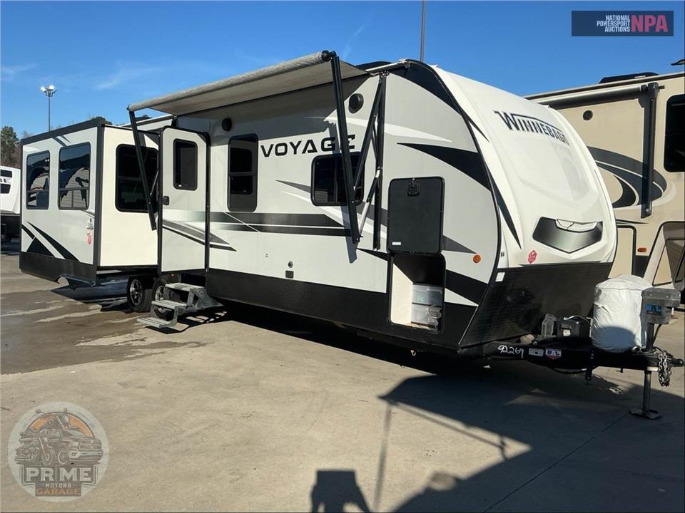 2020 Voyage By Winnebago M-3235RL - FIFTH WHEEL SERIES — фото 1