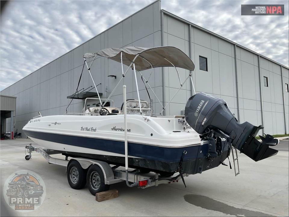 2015 Hurricane Boat SUNDECK SPORT 231 L=23/E=1-150HP YAMAHA OB — фото 3