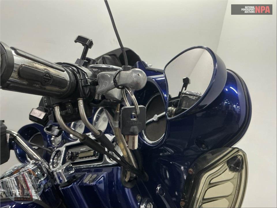 2006 Harley-Davidson FLHXI STREET GLIDE — фото 13