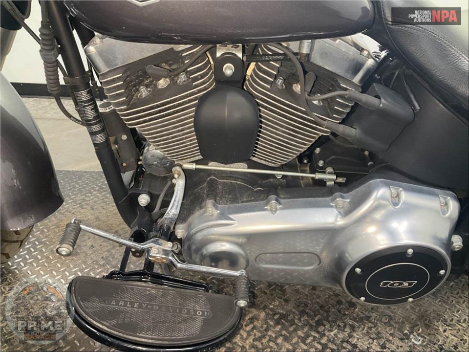 2015 Harley-Davidson FLSTFB FAT BOY LO — фото 7