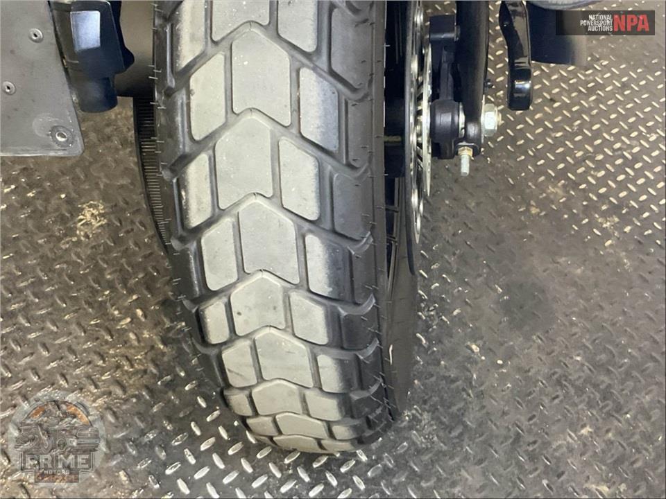 2022 Indian Motorcycle SCOUT BOBBER (ABS, SMOKE COLOR) — фото 14