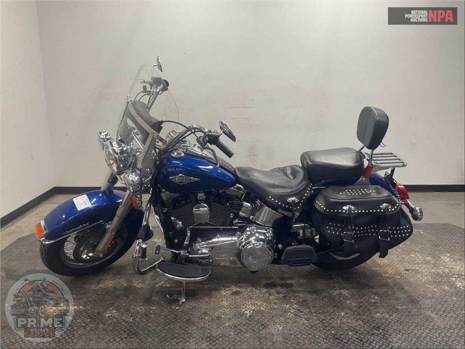 2015 Harley-Davidson FLSTC HERITAGE SOFTAIL CLASSIC — фото 3