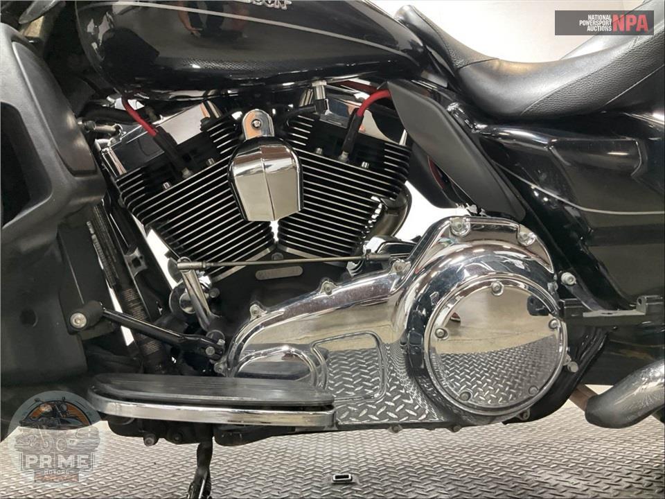 2014 Harley-Davidson FLHTK ELECTRA GLIDE ULTRA LIMITED — фото 7