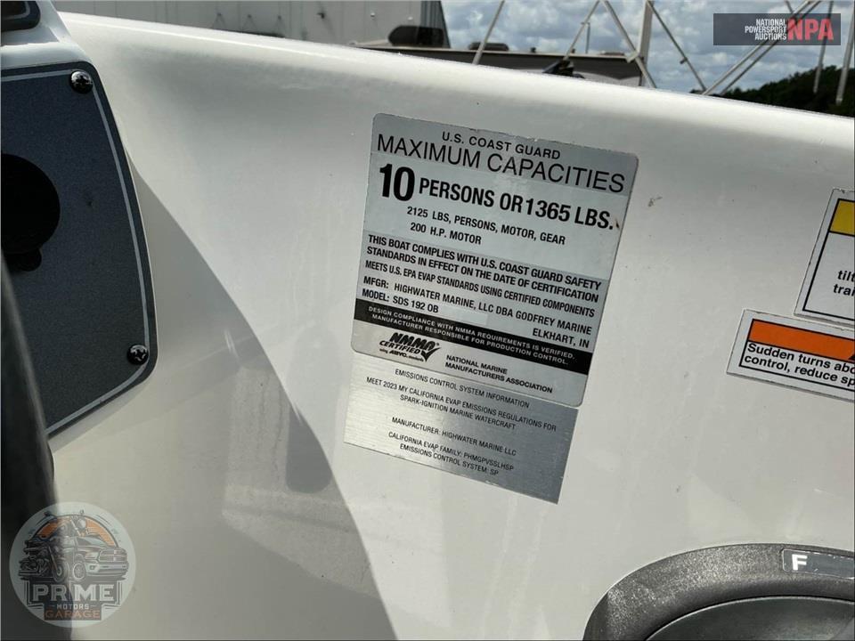 2023 Hurricane Boat SS 192RL(*) SUNDECK SPORT SERIES L=19/E=1-150 MERCURY — фото 6