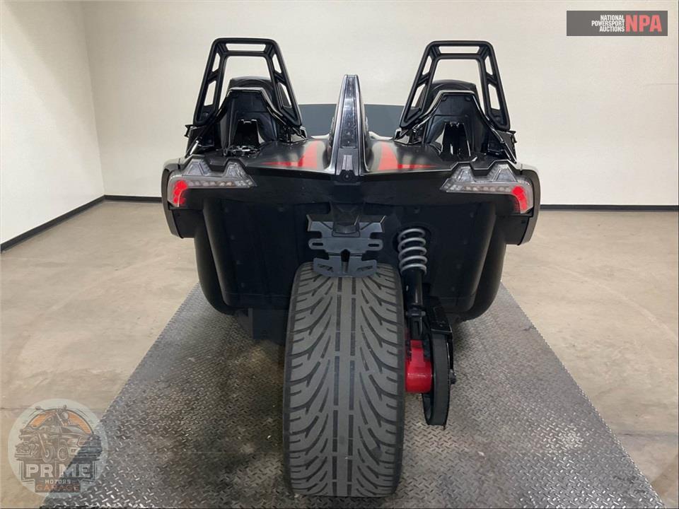 2020 Polaris SLINGSHOT R AUTODRIVE — фото 4