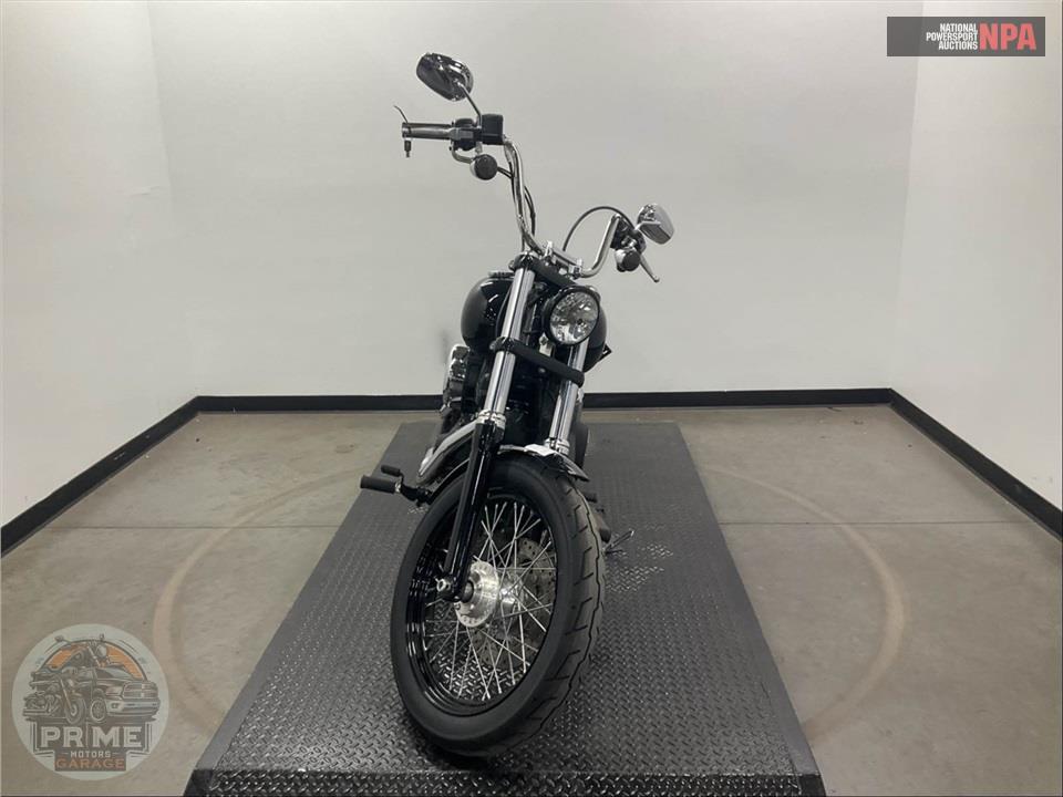 2016 Harley-Davidson FXDB STREET BOB — фото 2