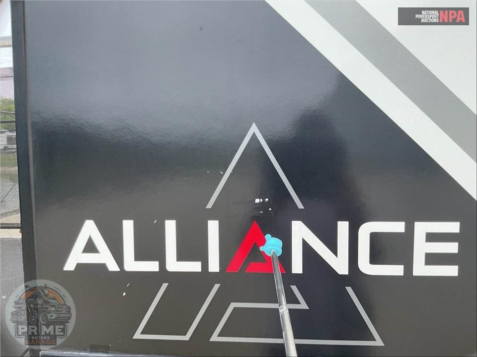 2024 Alliance Rv M-42V13 - VALOR FIFTH WHEEL SERIES — фото 45