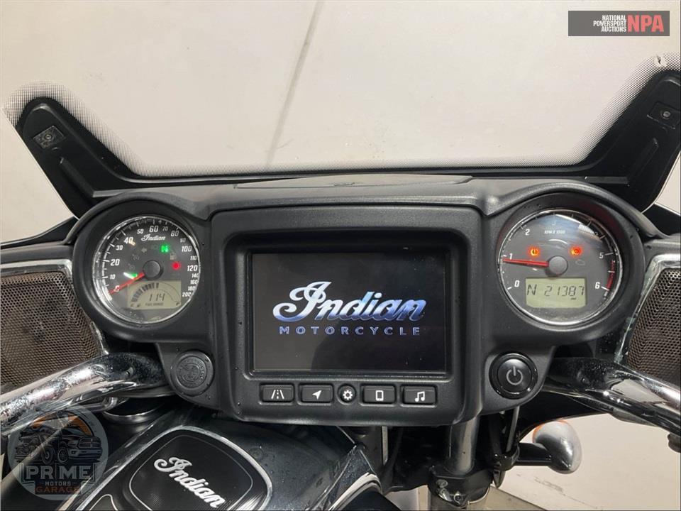2020 Indian Motorcycle ROADMASTER DARK HORSE (SMOKE) — фото 5