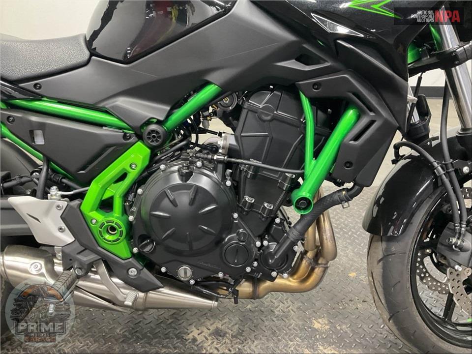 2025 Kawasaki ER650NSFAL Z650 (ABS) — фото 6