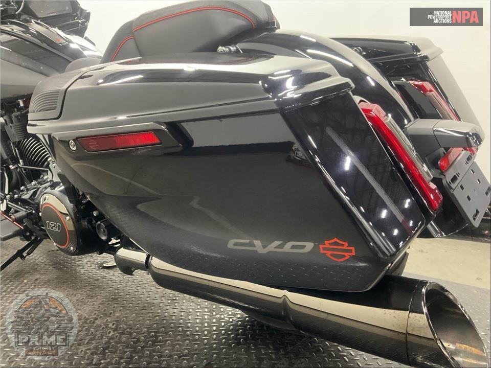 2025 Harley-Davidson FLTRXSE CVO ROAD GLIDE — фото 15