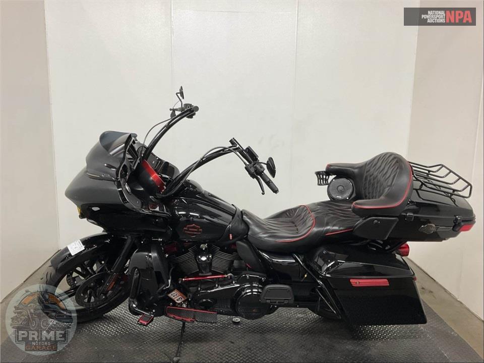 2023 Harley-Davidson FLTRK ROAD GLIDE LIMITED — фото 3